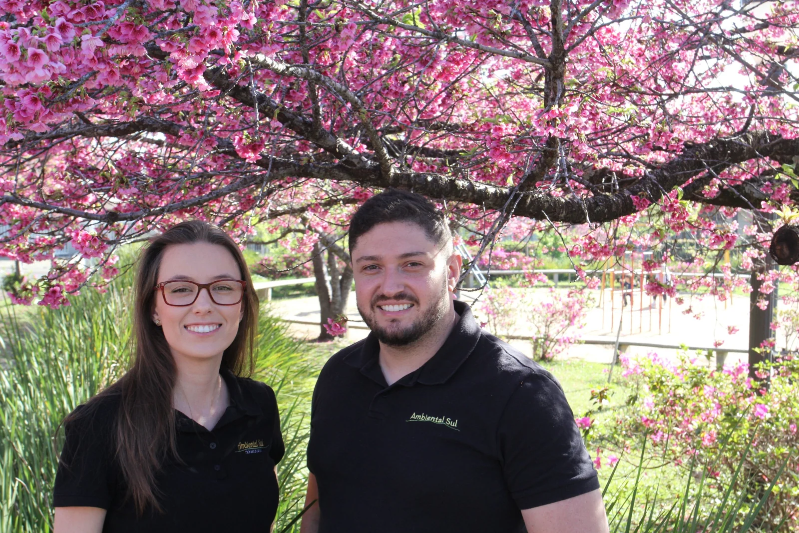 Suellen Lissa e Vinicius Rodrigues, da Ambiental Sul